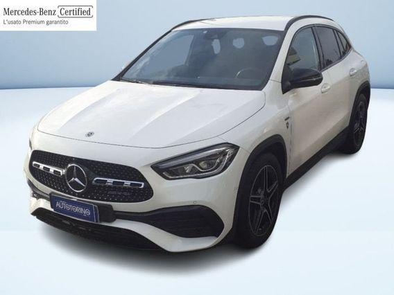 Mercedes-Benz GLA 200 D PREMIUM 4MATIC AUTO