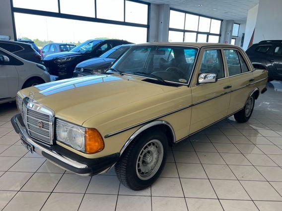 Mercedes-benz 200 D