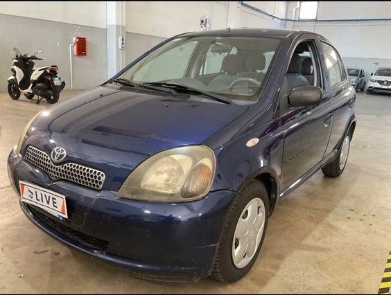 Toyota Yaris 1.0i 5 porte Sol Neopatentati