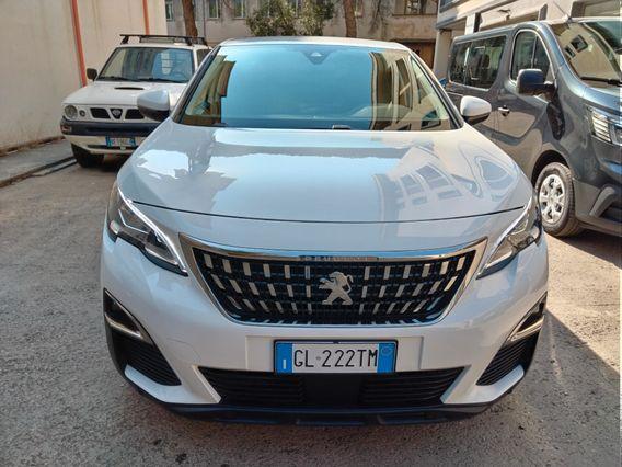 Peugeot 3008 BlueHDi 130 S&S Business GANCIO TRAINO