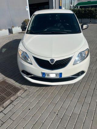 Lancia Ypsilon 1.3 MJT 16V 95 CV 5 porte S&S