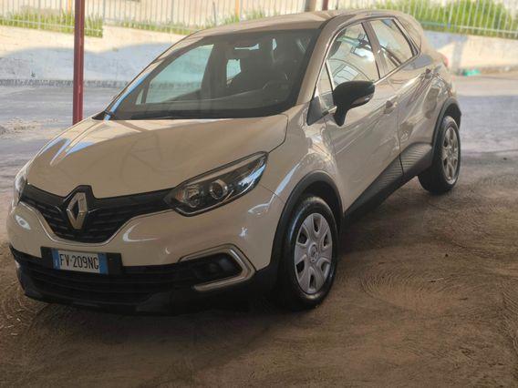 Renault Captur dCi 8V 90 CV EDC Business