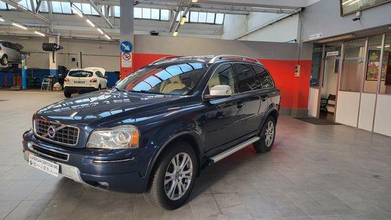 Volvo XC90 4X4 D5 AWD Geartronic Executive 7POSTI