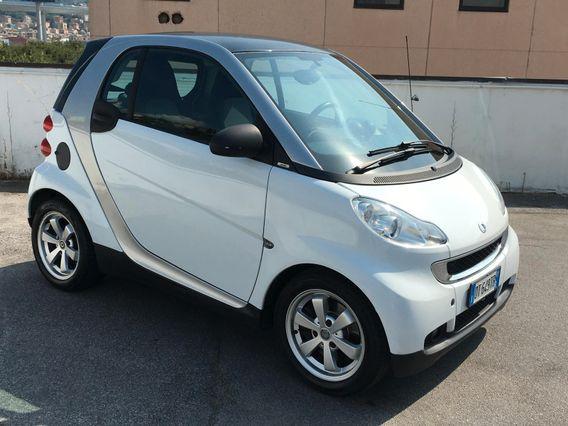 Smart ForTwo 1000 52 kW MHD coupé pulse