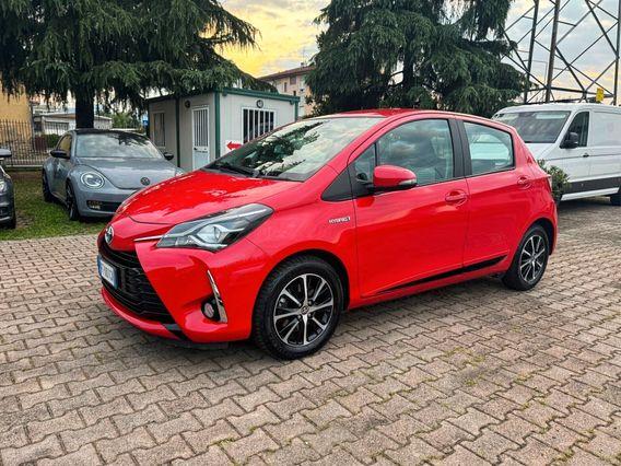 Toyota Yaris 1.5 Hybrid 5 porte TELECAMERA RADIO DIGITALE TOUCH SCREEN OK NEOPATENTATI