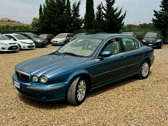 Jaguar X-Type 2.5 V6 24V cat