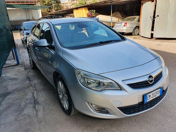 Opel Astra 2.0 CDTI 165CV Sports Tourer aut. Elective