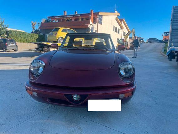 Alfa Romeo Spider 2.0i