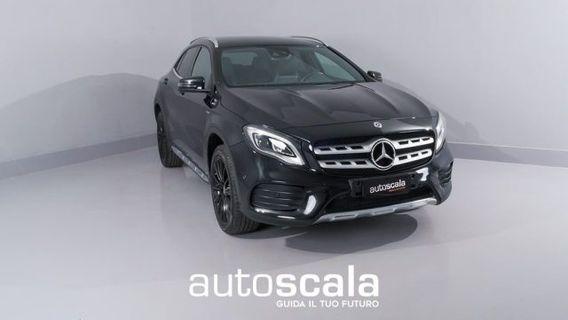 MERCEDES-BENZ GLA 200 d Automatic Premium