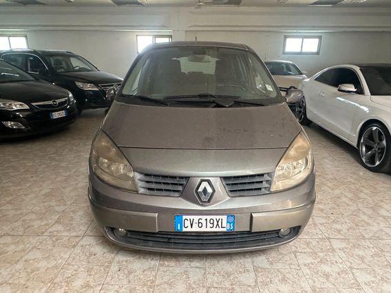 Renault Scenic Scénic 1.9 dCi Confort Authentique