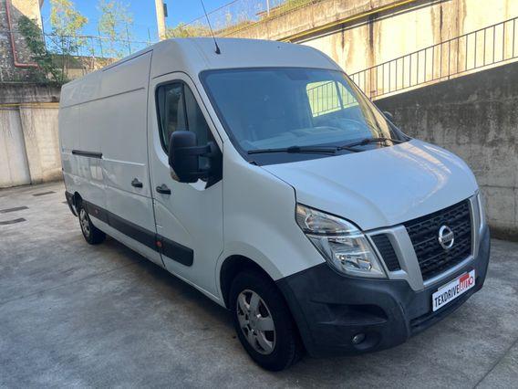 Nissan NV400