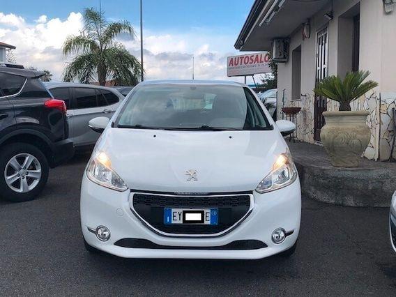 Peugeot 208 1.4 HDi 68 CV 5 porte Allure 2015