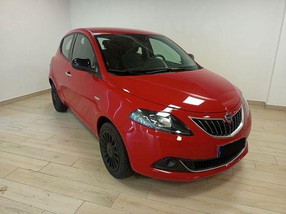 Lancia Ypsilon 3ª serie 1.0 FireFly 5 porte S&S Hybrid Ecochic Silver