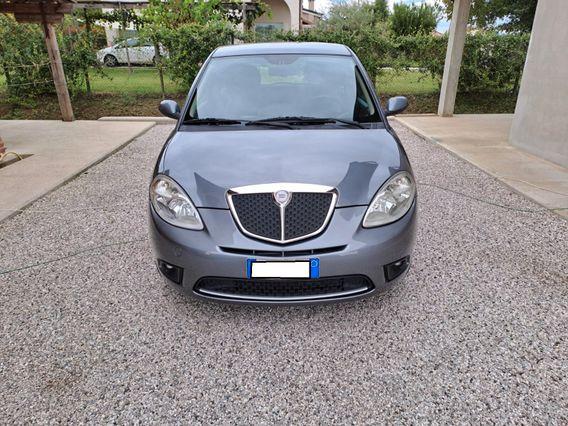 Lancia Ypsilon 1.2 Argento