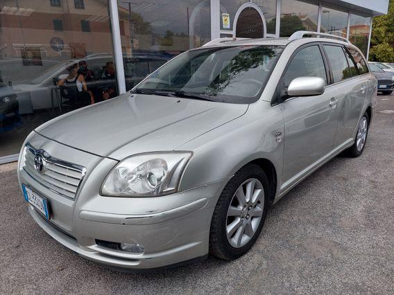 Toyota Avensis 2.0 D-4D 16V GANCIO TRAINO