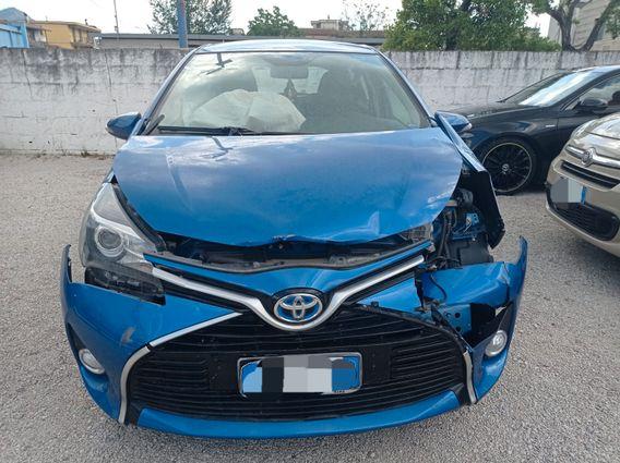 Toyota Yaris 1.5 Hybrid 5 porte Cool -2017