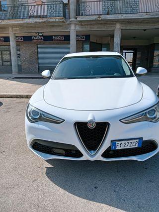 Alfa Romeo Stelvio 2.2 Turbodiesel 190 CV AT8 Q4 Executive