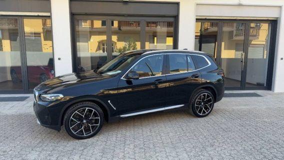 BMW x3 Sdrive18d mhev 48V auto