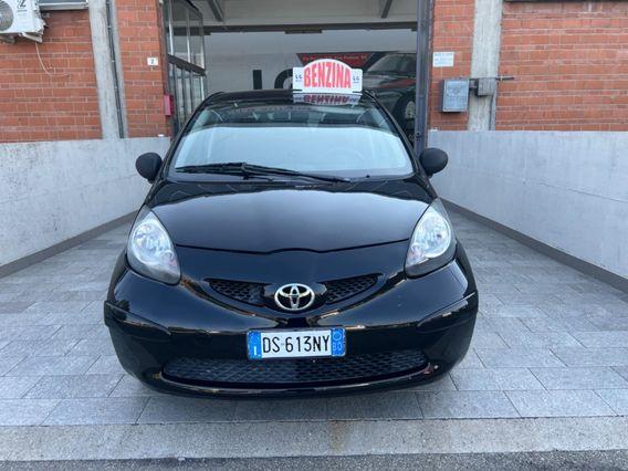 Toyota Aygo 1.0 12V VVT-i 5 porte Now