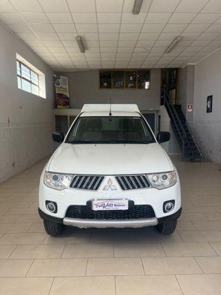 Mitsubishi L200 2.5 DI-D/136CV Club Cab Invite DPF