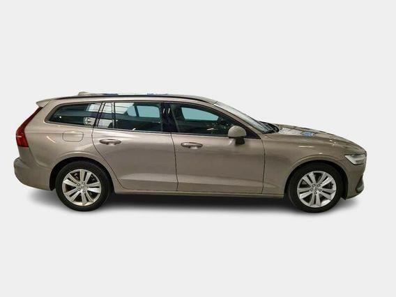 VOLVO V60 B4 D autom. Momentum Business WAGON