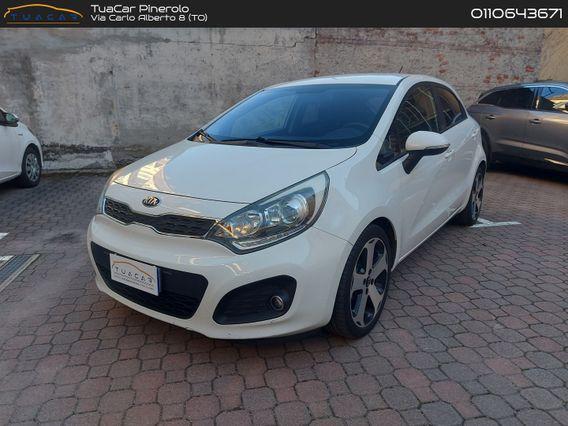 Kia Rio 1.4 crdi 90 cv neopatentati