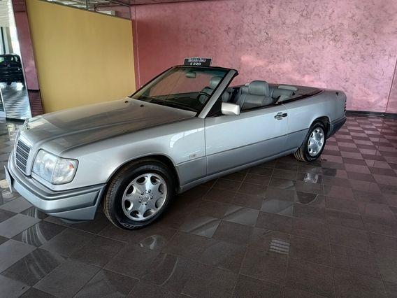 Mercedes-benz E 220 Cabrio 22