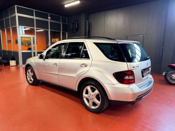 MERCEDES ML320 CDi MOD SPORT 224cv KM ORIGINALI