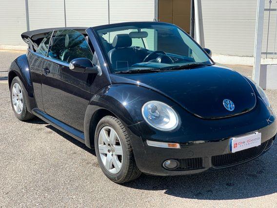 Volkswagen New Beetle 1.6 Cabrio