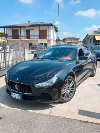 Maserati Ghibli V6 430 CV Q4 Granlusso