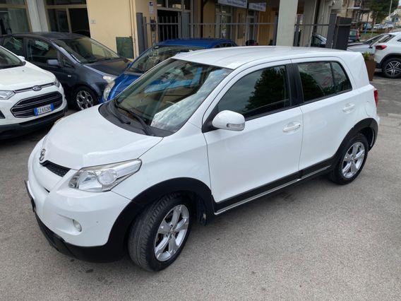 Toyota Urban Cruiser Urban Cruiser 1.4 D-4D AWD Luxury