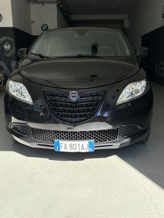 Lancia Ypsilon 1.2 69 CV 5 porte Elefantino