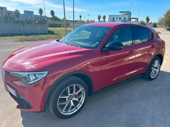 Alfa Romeo Stelvio 2.2 Turbodiesel 210 CV AT8 Q4 Business