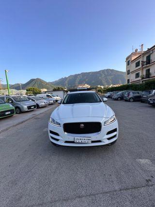 Jaguar F-Pace 2.0 D 180 CV AWD aut. Pure