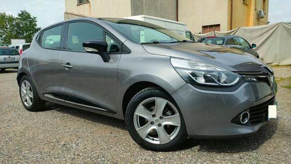 RENAULT Clio 1.2 75CV 5 porte Wave OK NEOPATENTATI