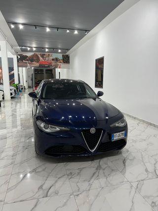 vendo alfa romeo giulia