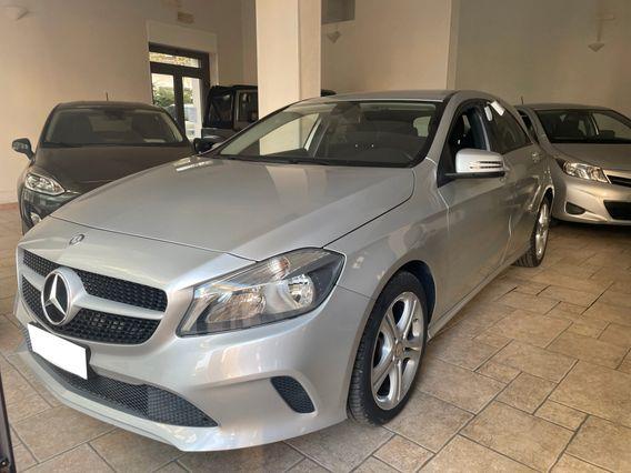 Mercedes-benz A 180 A 180 d Automatic Premium