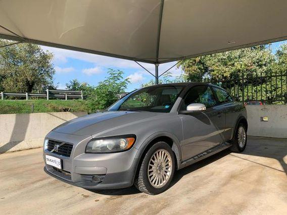 VOLVO C30 1.6 DIESEL FARI FENDINEBBIA IN PRONTA CONSEGNA