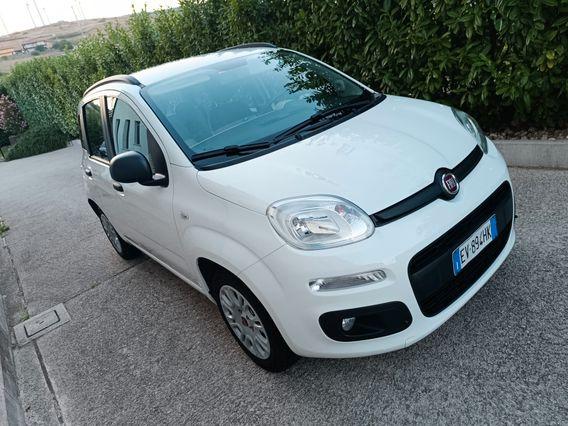 Fiat Panda 1.2 Lounge km certificati perfetta