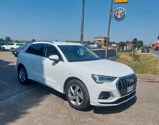 Audi Q3 35 TDI Business Advanced