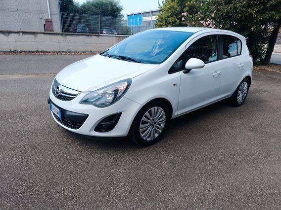 Opel Corsa 1.2 5 porte GPL del 14 NEOPATENTATI