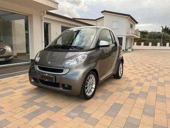 Smart ForTwo 1000 52 kW MHD coupé passion