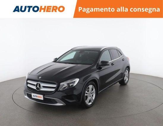 MERCEDES-BENZ GLA 200 d Automatic Sport