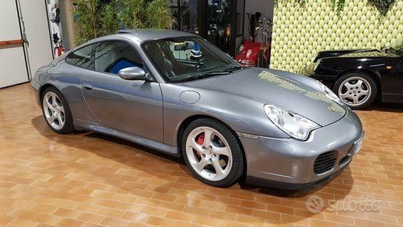 996 Porsche 911 Carrera 4S Book service italiana