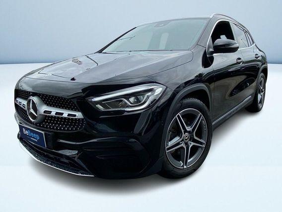 Mercedes GLA 200 200 D Premium 8G-DCT