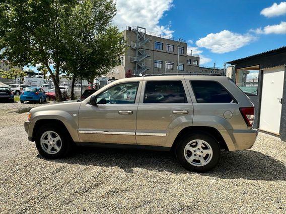 Jeep Grand Cherokee Grand Cherokee 3.0 V6 CRD Laredo