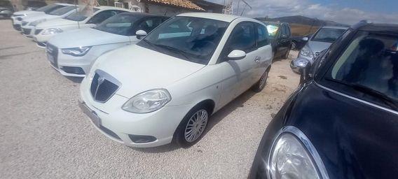 Lancia Ypsilon 1.2 Platino