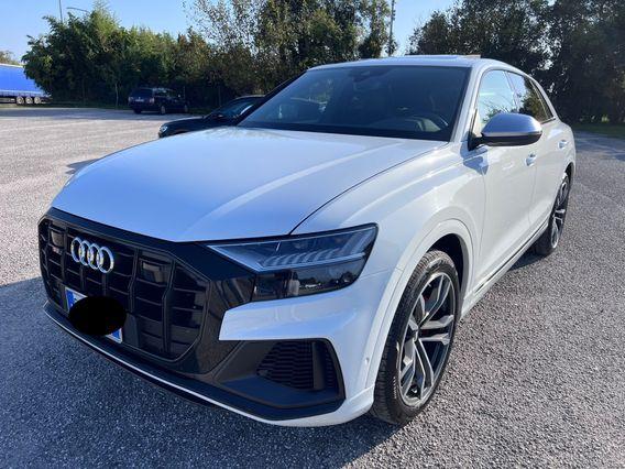 Audi Q8 SQ8 TDI S.Line ~ Noleggio No Scoring