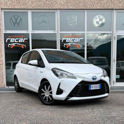 Toyota Yaris 1.5 Hybrid 5 porte Cool