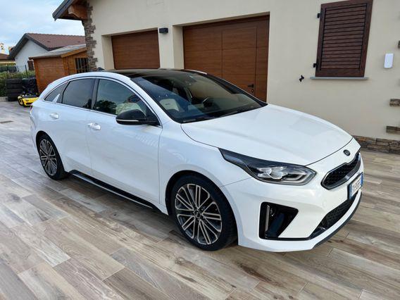 Kia ProCeed ProCeed 1.4 T-GDI DCT GT Line Pack Adas